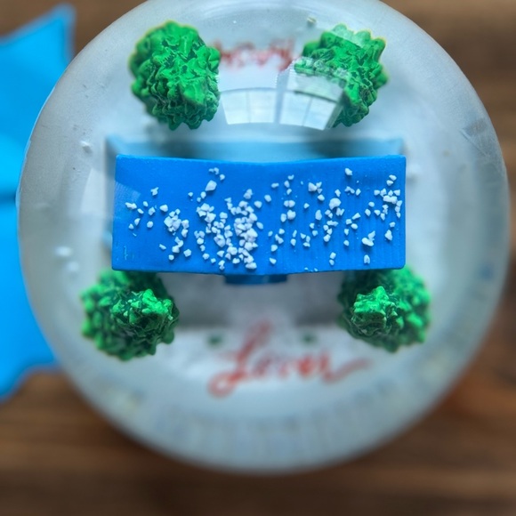 NWT ❄️ Taylor Swift 2023 Lover Snowglobe - Picture 5 of 8